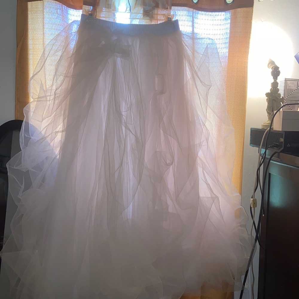 Long white tulle skirt with a slit
